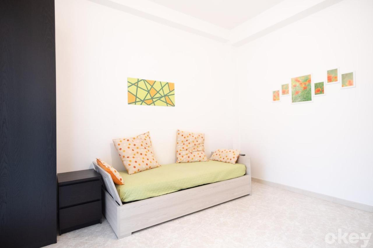 Cozy Apartments De Gasperi Bari Exterior photo